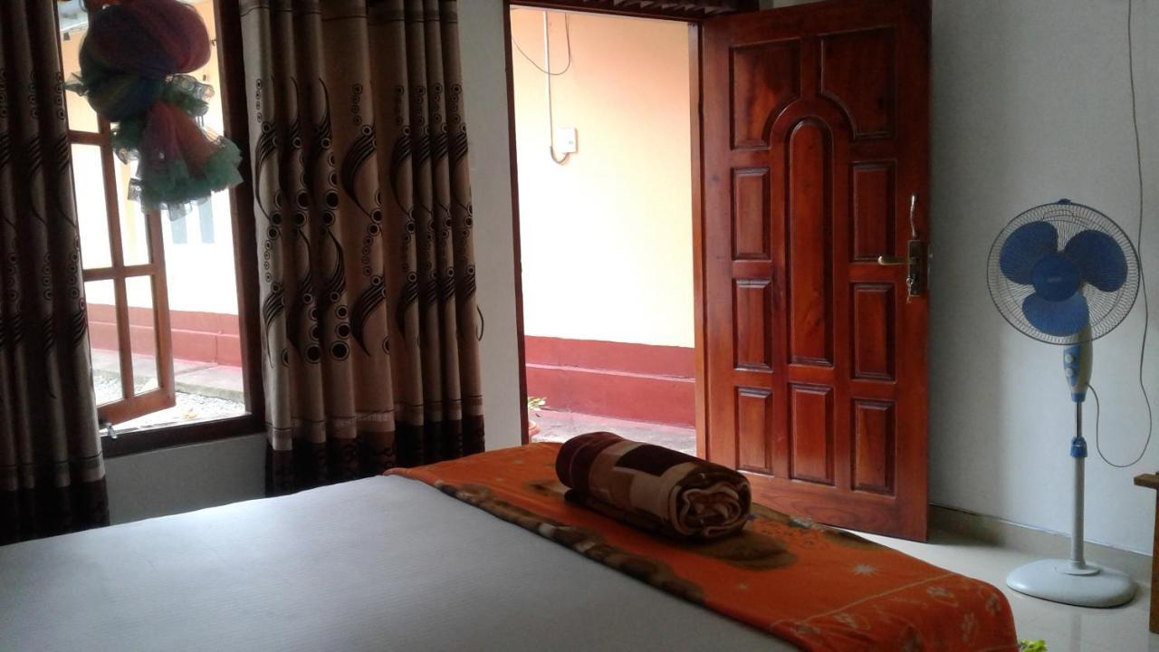 Peters Inn إيلا المظهر الخارجي الصورة