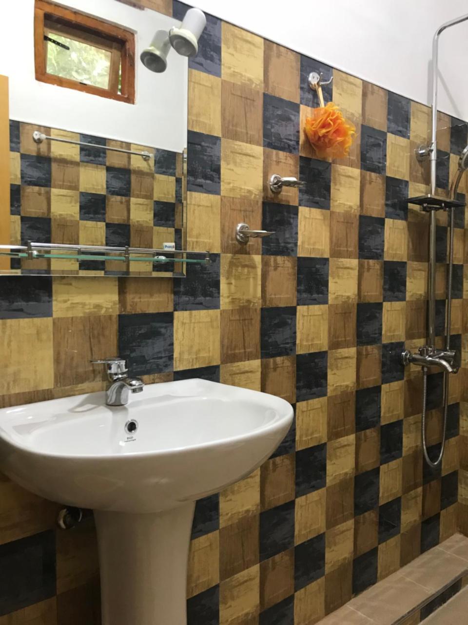 Peters Inn إيلا المظهر الخارجي الصورة